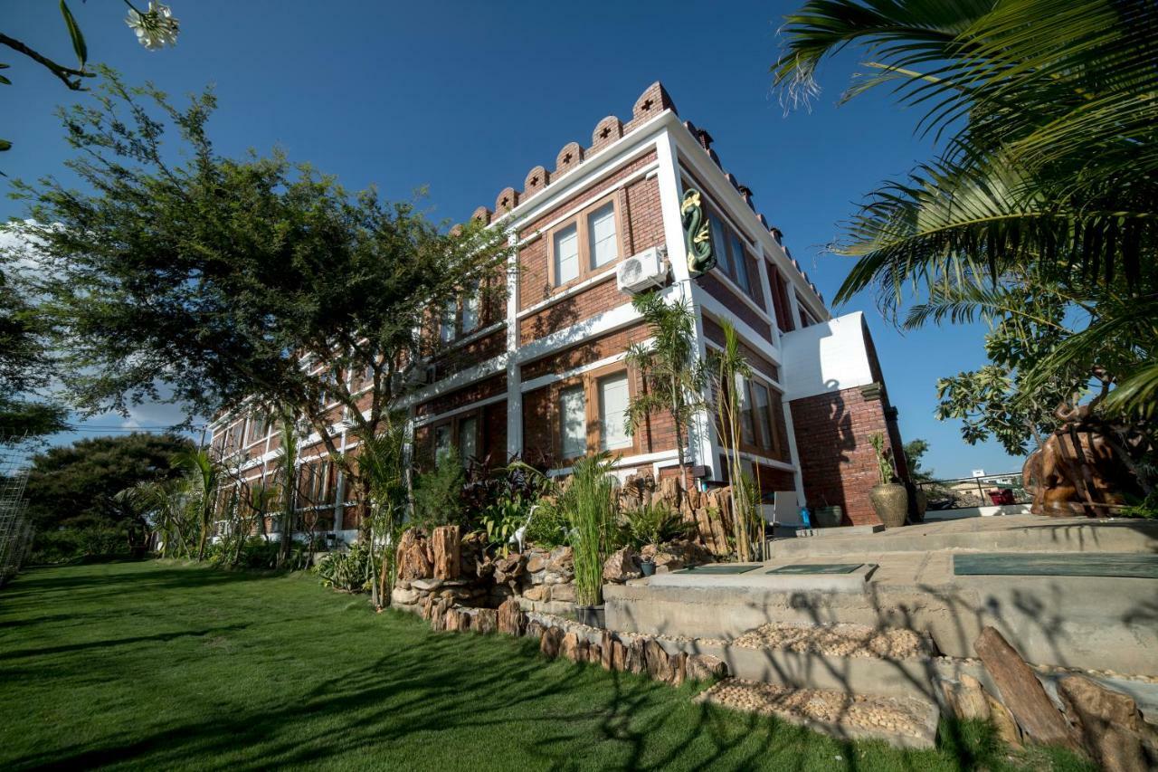 Bagan Vertex Hotel Exterior foto